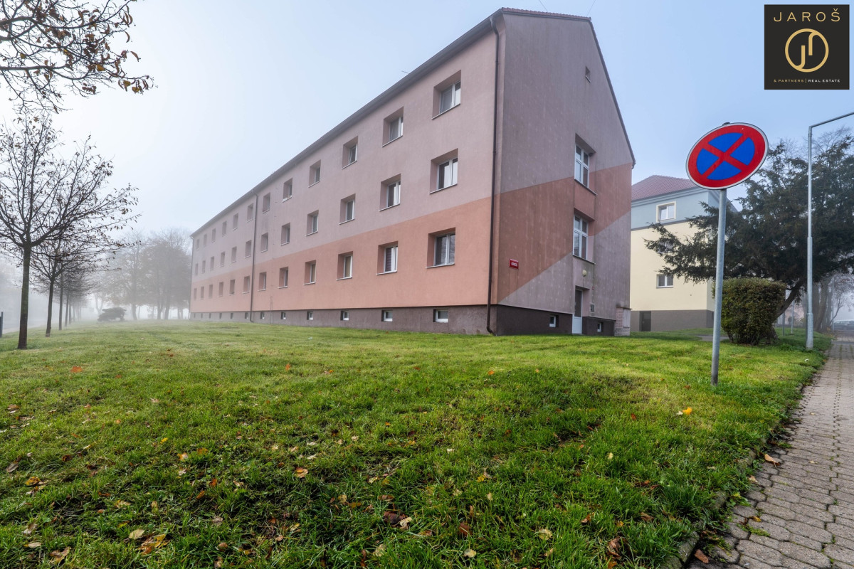 Prodej bytu 1+1 32m2 Hornická Stochov